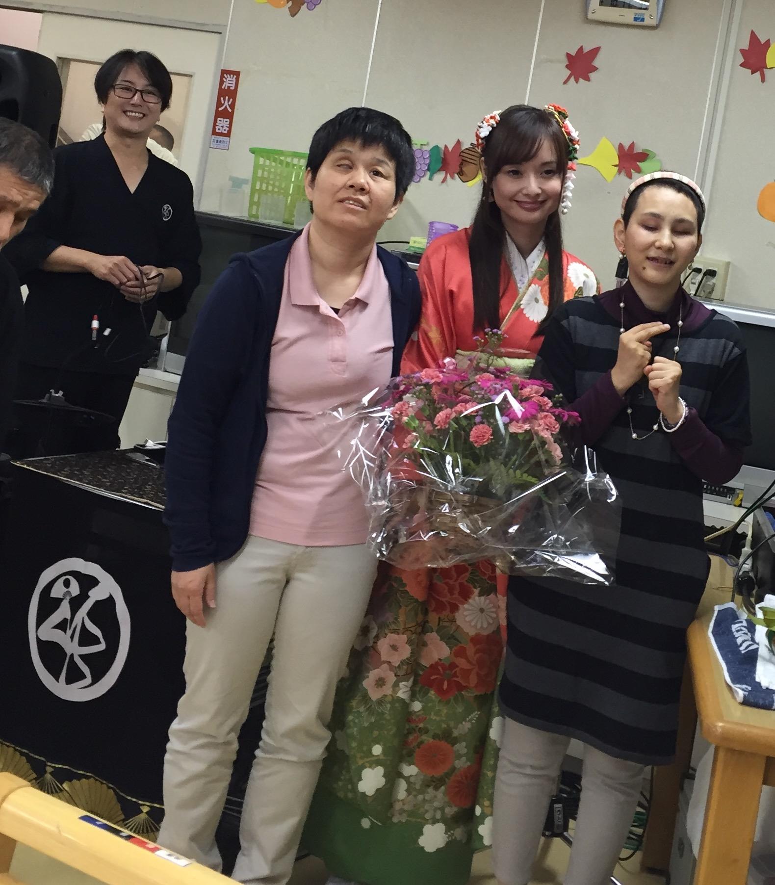 �ʐ^�F�l���o���b�h����Ɖf��A���h������A���悿��񂳂�