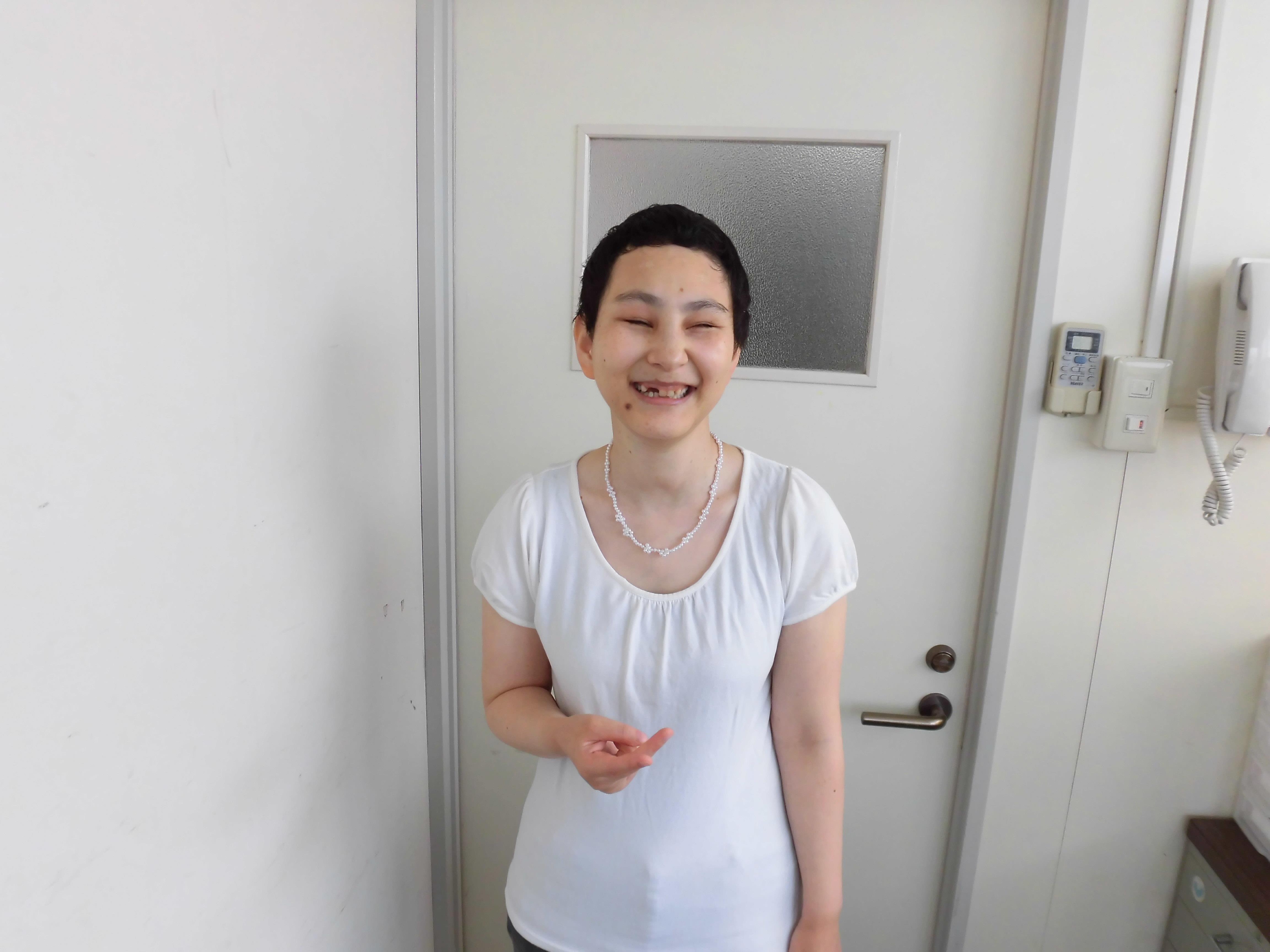 �p�[���̃l�b�N���X���X�e�L�ȃA���h������